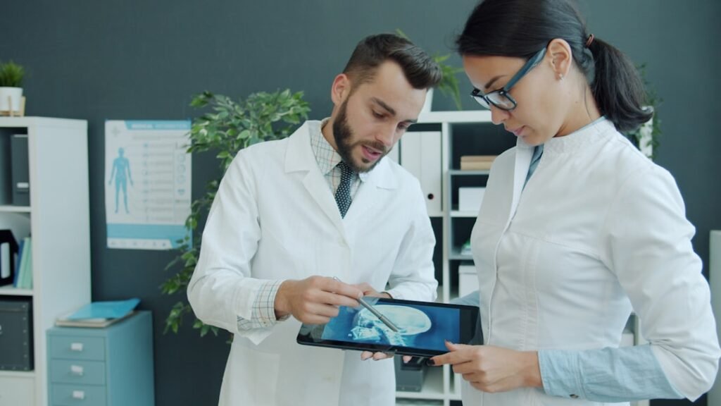 Photo magnetic speaking