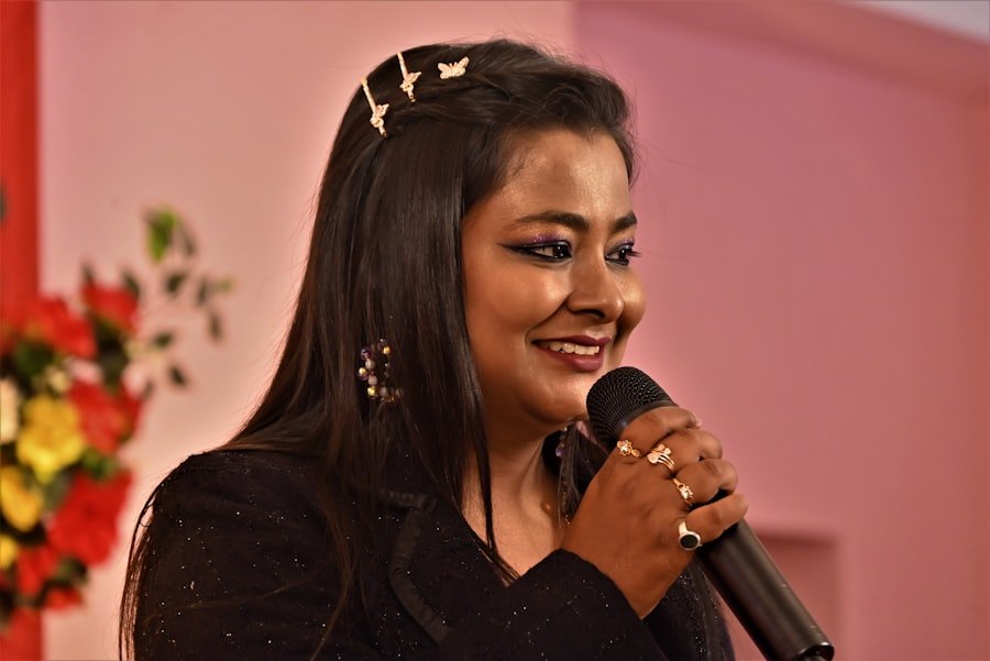 Photo Confidence Speaking