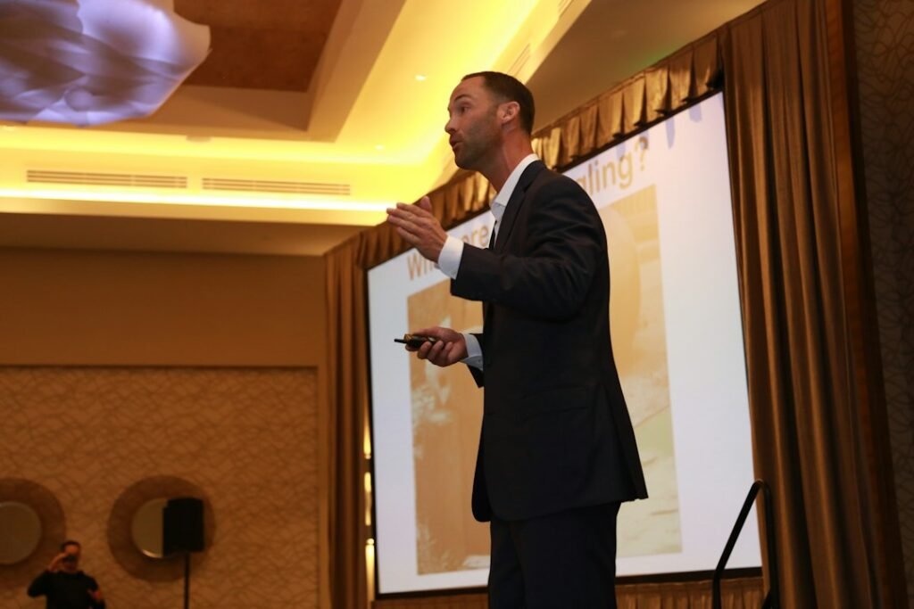 Photo transformational leadership training seminar